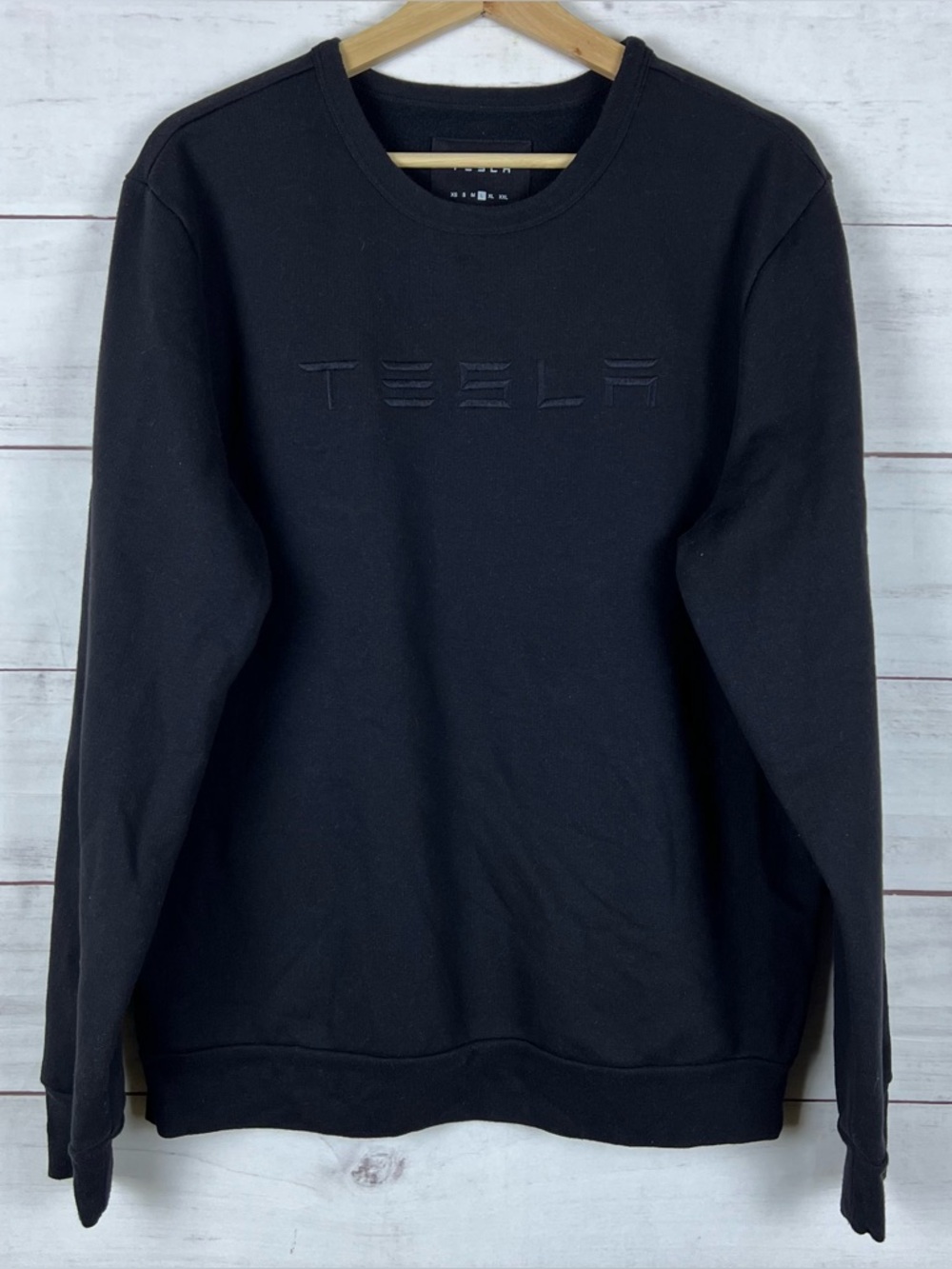 Tesla Mens Black Embossed Logo Crewneck Sweatshirt Size Large Pullover Fleece